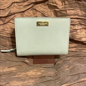 Kate Spade Women's Cream Wallet